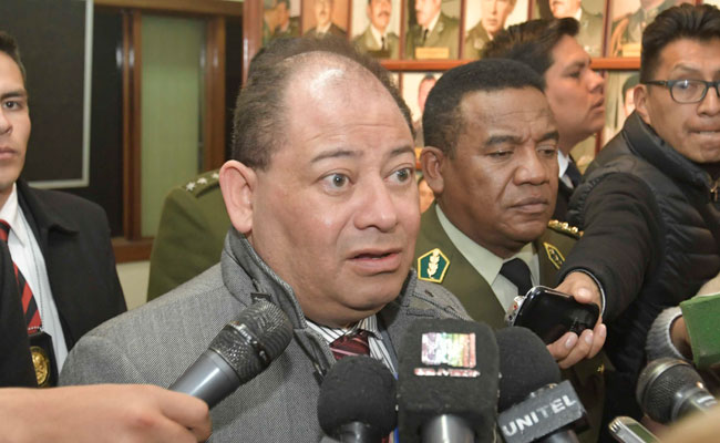 El ministro de Gobierno, Carlos Romero, informa sobtre el plan presentado por el Comando General de la Policía. Foto: ABI