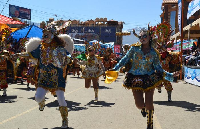 Siga en vivo la entrada folklórica de la festividad de Urkupiña