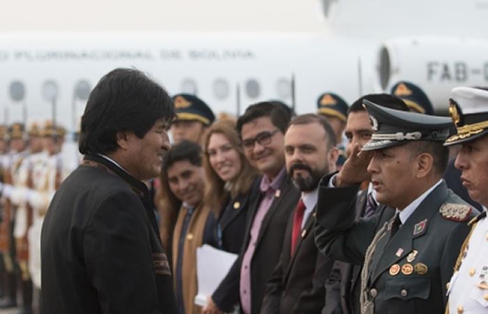 Evo Morales celebra el triunfo de las elecciones en Colombia. Foto: ABI