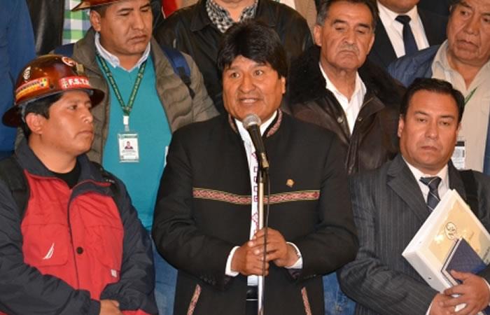 Evo Morales invierte en seguridad social. Foto: ABI