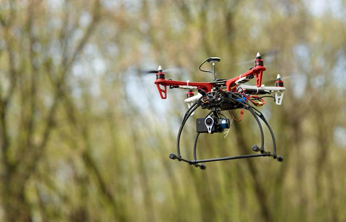 Los drones están dotados con amplia capacidad de vuelo y cobertura. Foto: Shutterstock