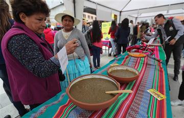 Movimientos gastronómicos presentan el "llajuero" más grande de Bolivia