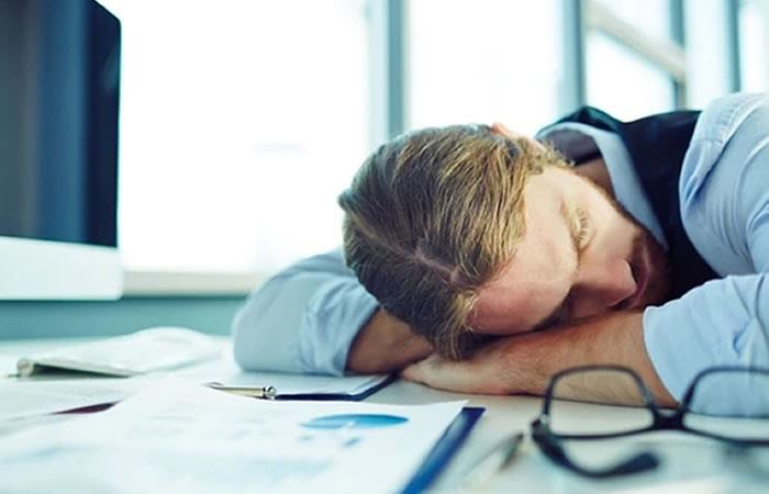 ¿Por qué nos da sueño después de comer?. Foto: Shutterstock