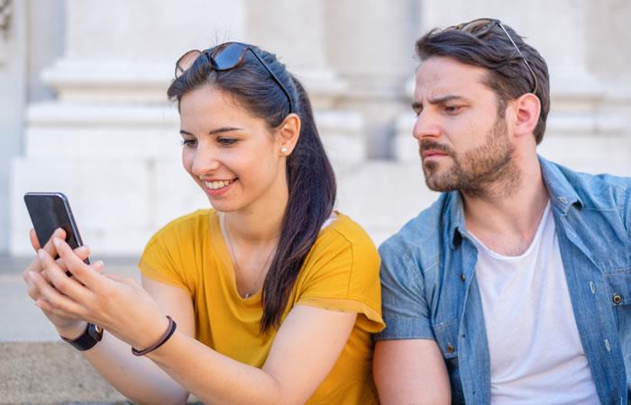 ¿Cómo saber si tu novio es posesivo?. Foto: Shutterstock