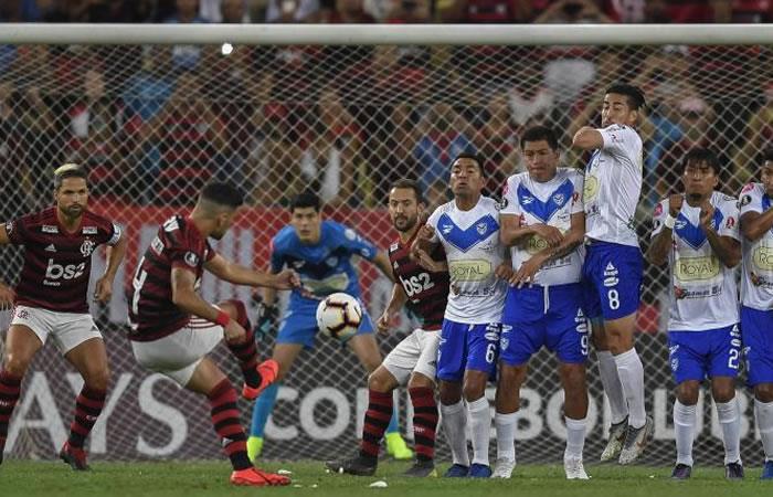 Incidencias del cotejo entre San José y Flamengo. Foto: AFP