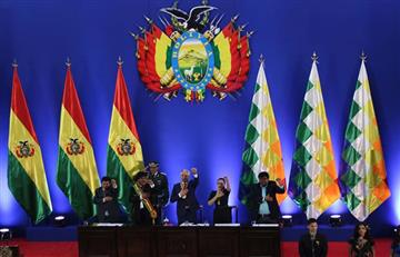 Morales festeja independencia boliviana con pedidos de "proteger lo avanzado"