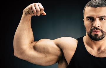 ¿Más músculos en tus brazos? Así podrás obtenerlos desde casa