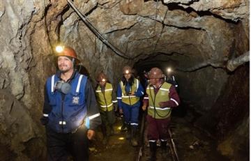 Ministro de Minería garantiza estabilidad laboral a mineros 