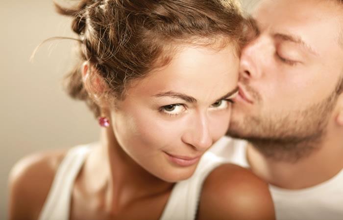 Hombre enamorado. Foto: Shutterstock