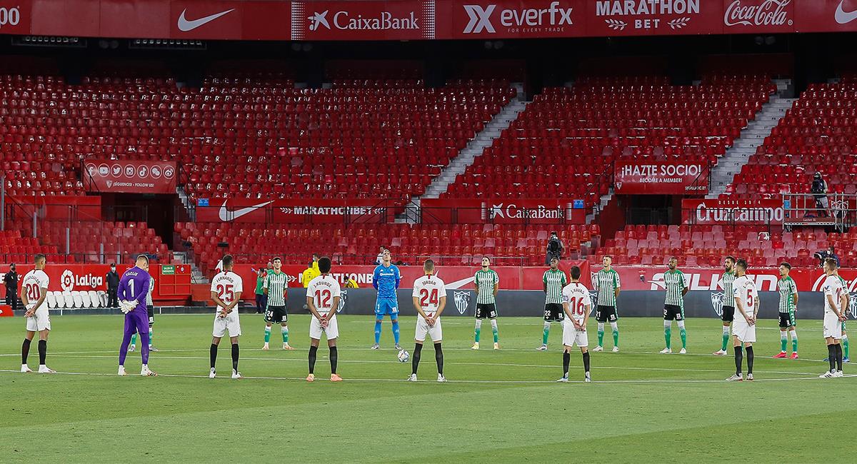 En un campo vacío, Sevilla y Betis jugaron el primer partido de LaLiga luego de la pandemia. Foto: EFE