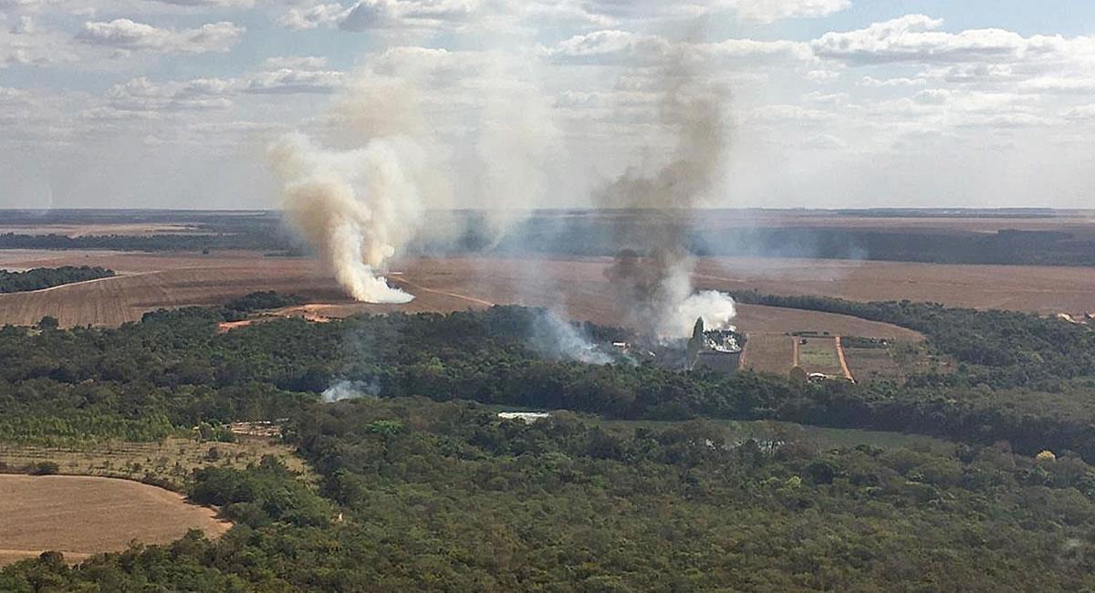 Estado de Mato Grosso que muestra una vista general aérea de las llamas que consumen el Pantanal. Foto: EFE