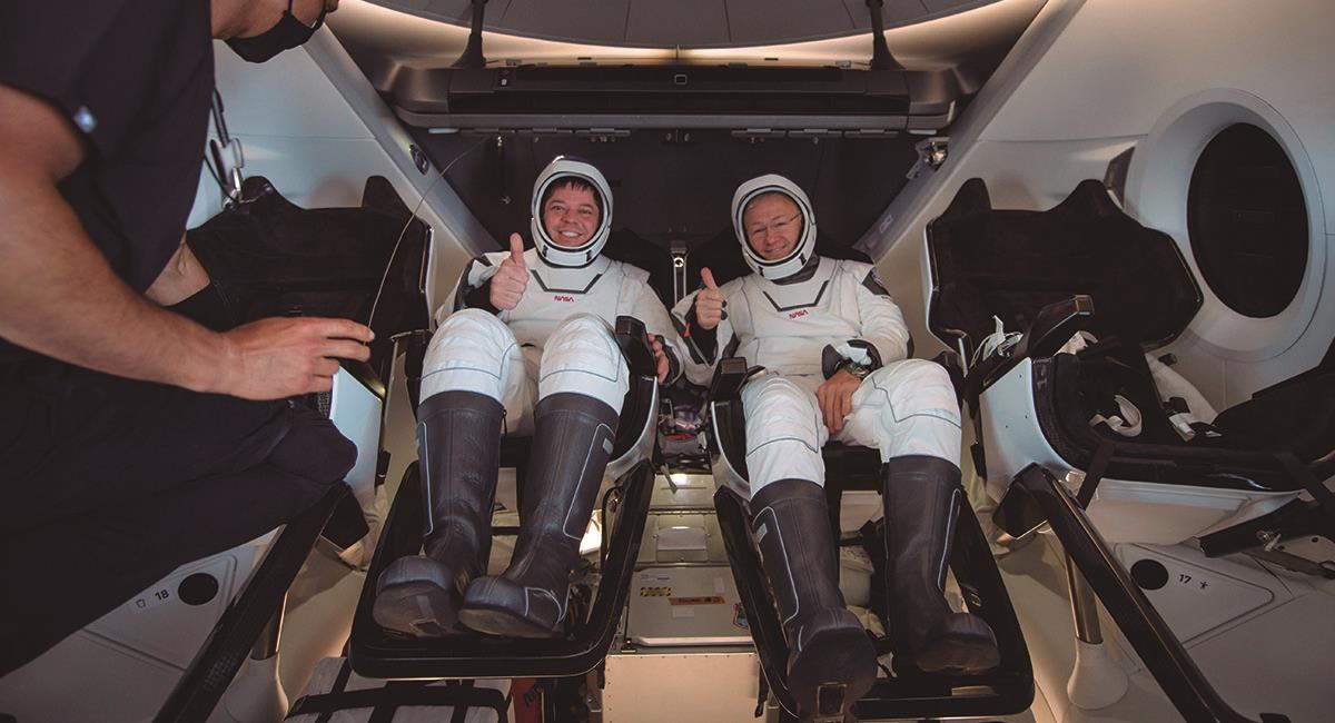 Así llegó la tripulación de la SpaceX. Foto: EFE
