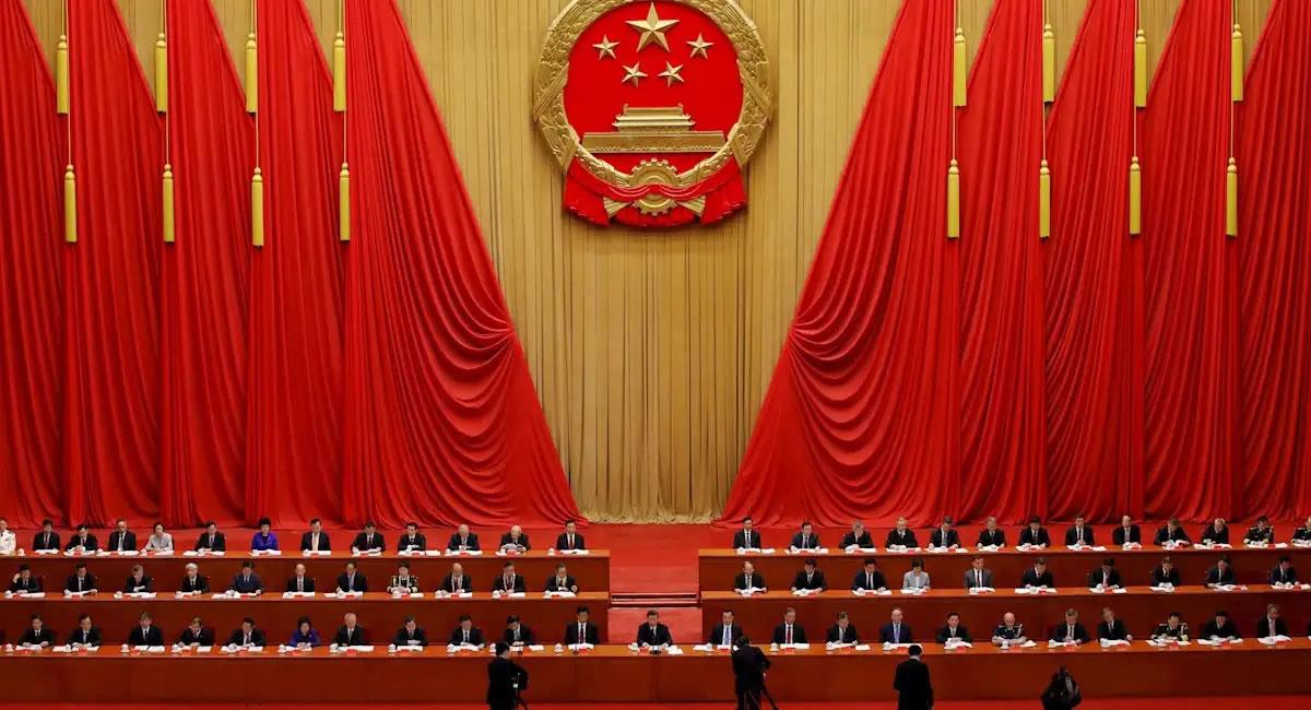 La ceremonia tuvo lugar en un abarrotado Gran Palacio del Pueblo, en Pekín, sede de las reuniones anuales del Parlamento chino. Foto: EFE