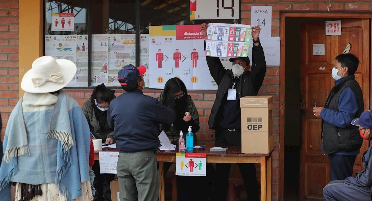 Imágenes de la jornada electoral en Bolivia. Foto: EFE