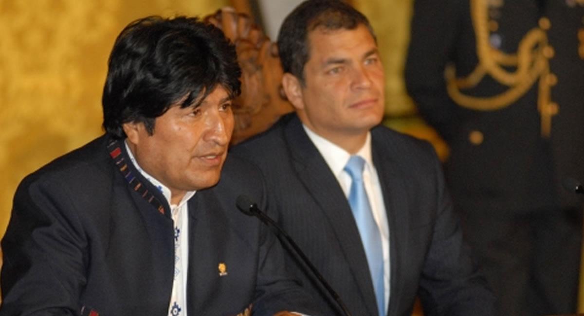 El expresidente Evo Morales junto a su homólogo de Ecuador, Rafael Correa. Foto: EFE