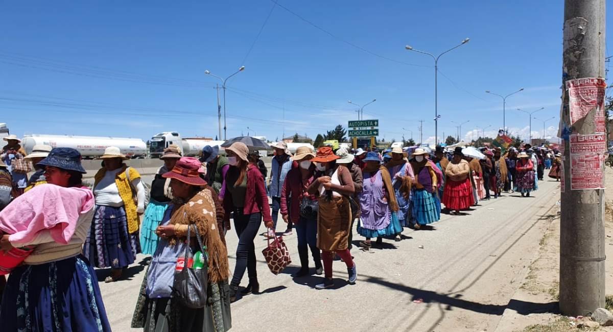 Vecinos de El Alto protagonizan una marcha a un año de los hechos de Senkata. Foto: ABI
