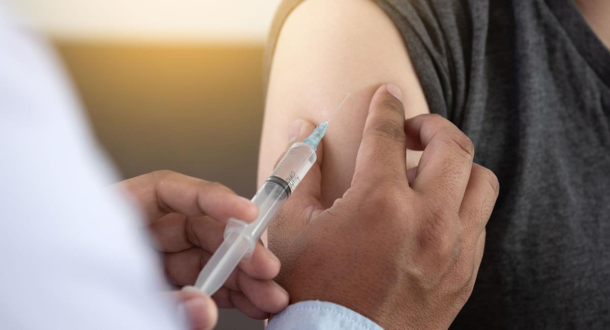 El próximo 10 de diciembre se decidirá qué vacuna desarrollada eligen. Foto: Shutterstock