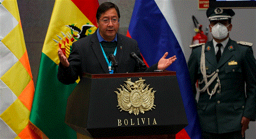 El presidente Arce dice que "recondujo" la estrategia anticovid en Bolivia