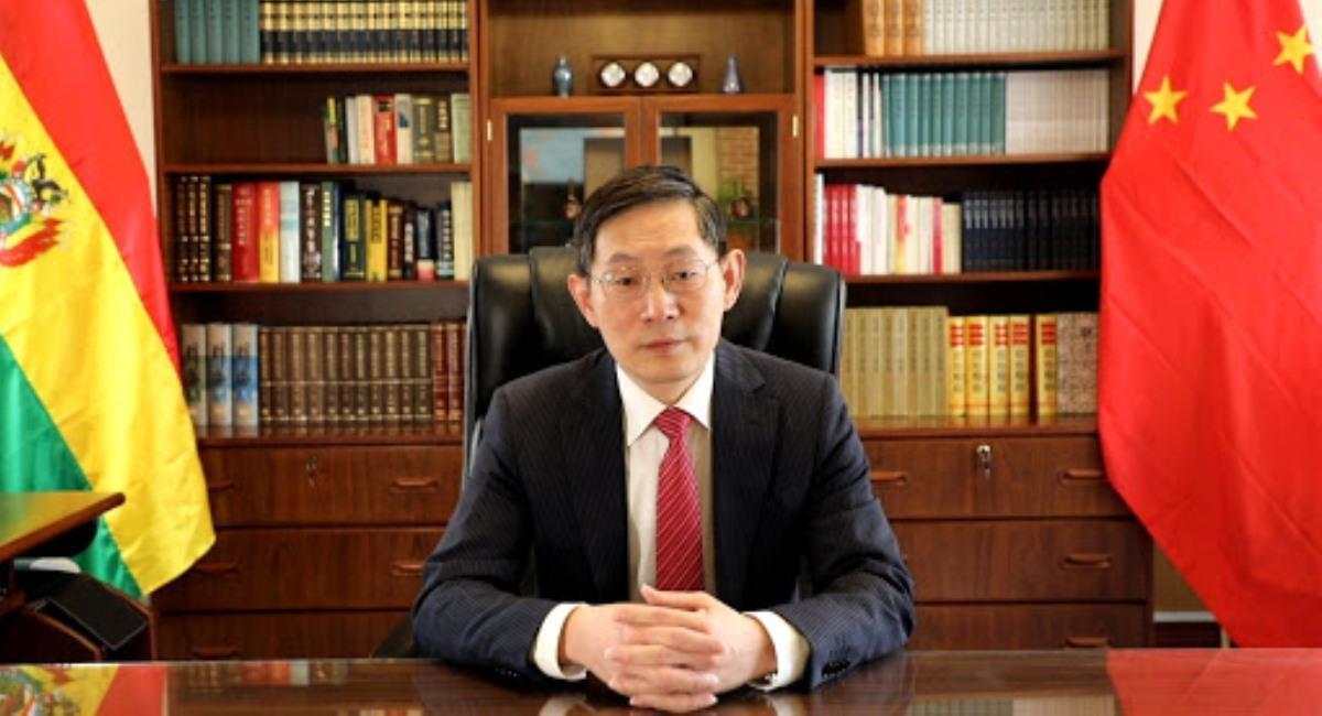 El embajador de China en Bolivia, Huang Yazhong. Foto: ABI