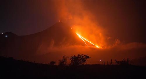 Guatemala declara alerta amarilla por actividad del volcán Pacaya
