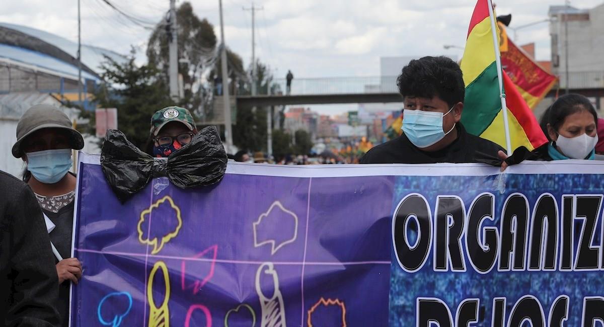 Marcha exige justicia por los estudiantes fallecidos en la UPEA. Foto: EFE