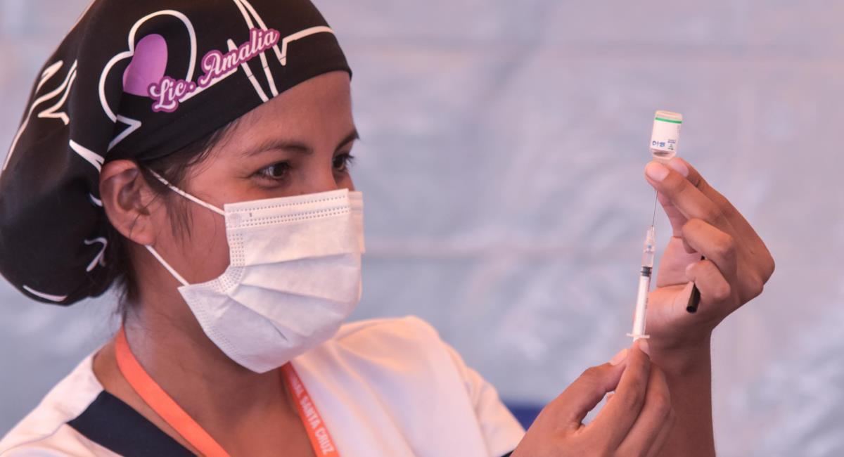 Vacunación contra la covid-19 en Bolivia. Foto: ABI