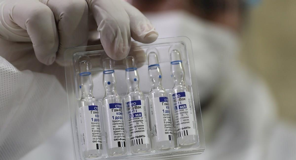 Gobierno apuesta por la vacunación masiva con la llegada de más dosis. Foto: EFE