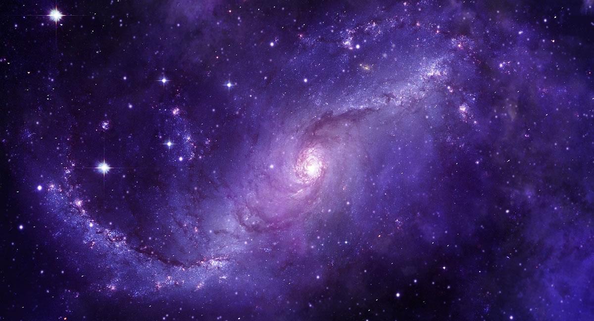 Extenso debate sobre cuál es el mecanismo responsable de acabar con la formación estelar, el que convierte "las galaxias azules en galaxias rojas". Foto: Pixabay