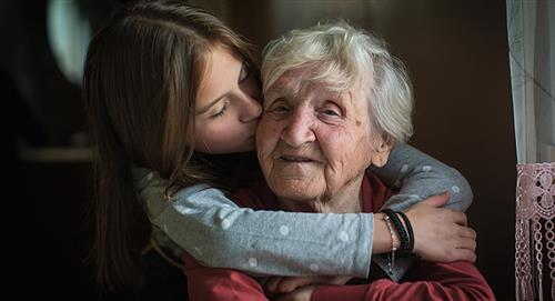 ¿Cómo reacciona el cerebro de las abuelas al ver a sus nietos?