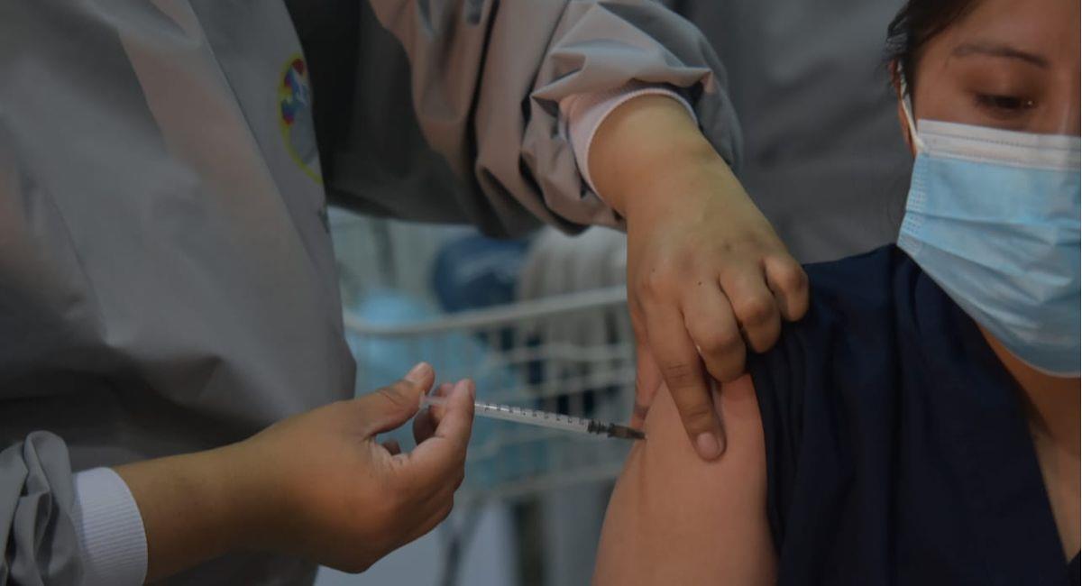 Vacunación contra la COVID-19. Foto: ABI