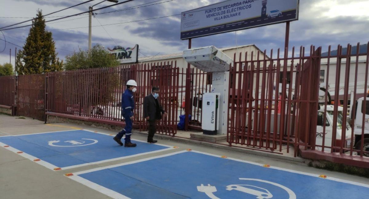 Electrolinera inaugurada en El Alto. Foto: ABI