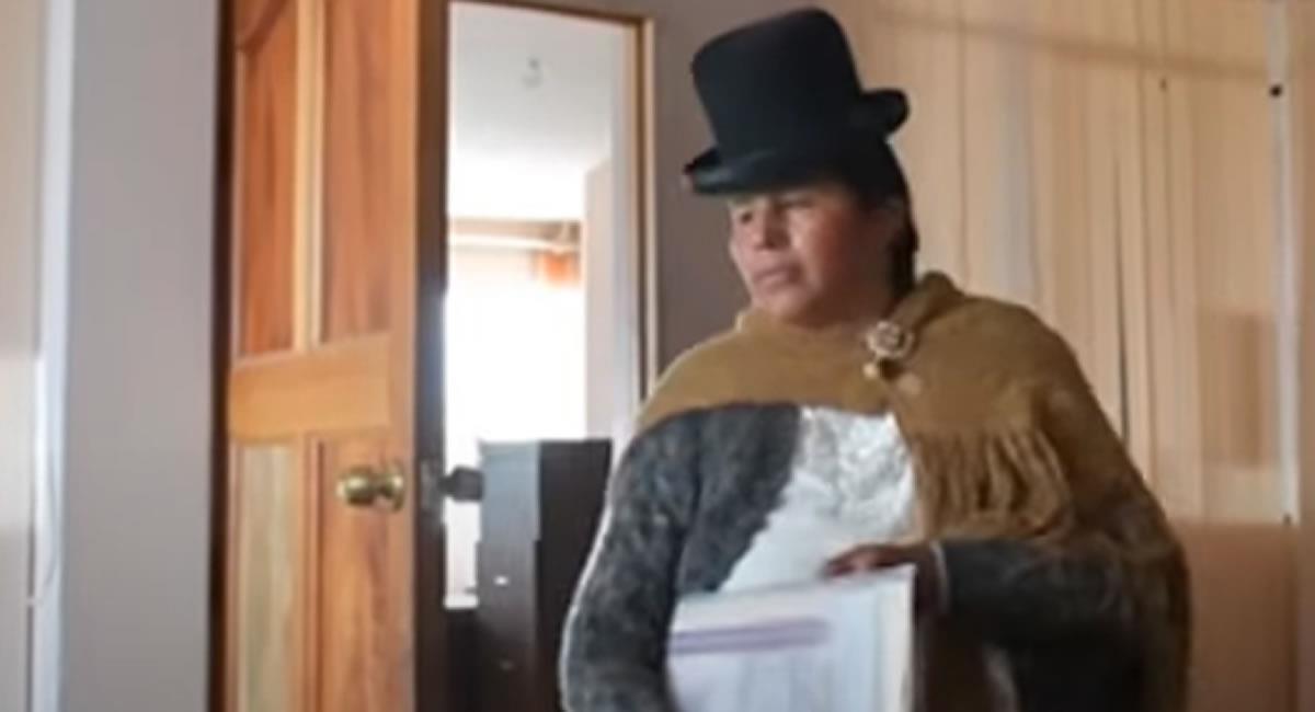 Acoso político a mujeres indígenas bolivianas. Foto: Youtube / Captura canal DW Historias Latinas