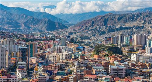 7 de cada 10 hogares en Bolivia "son pobres multidimensionales" 