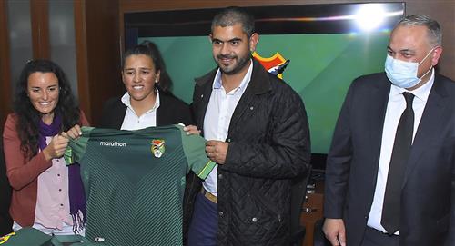 Rosana Gómez comandará a la selección boliviana femenina