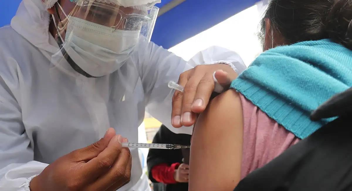 Hubo un aumento del 33% de contagios respecto a los reportados la pasada semana epidemiológica en el país. Foto: EFE
