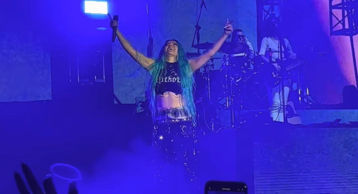 Karol G en un concierto durante el Bichota Tour. Foto: Youtube