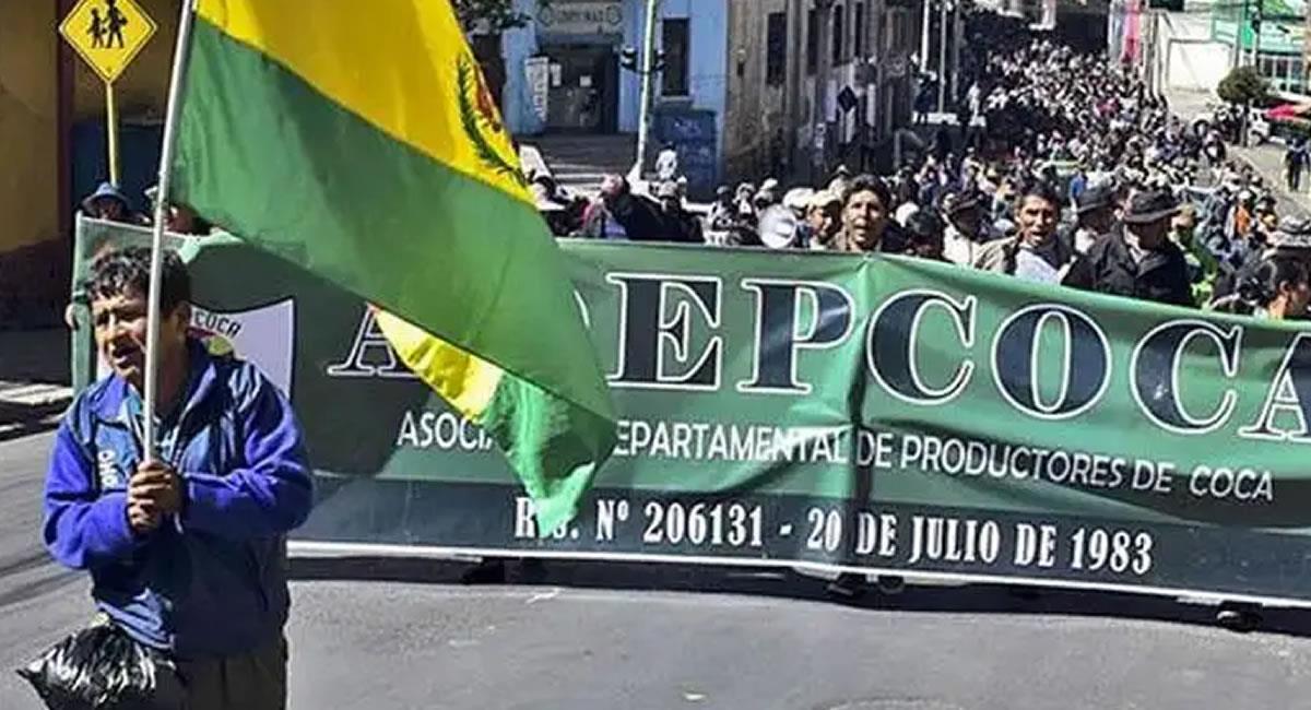 Movilización de Adepcoca. Foto: ABI