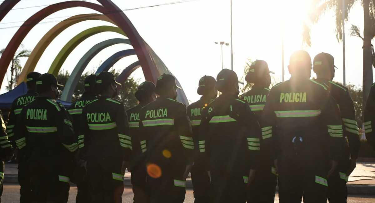 Policía boliviana. Foto: Facebook Ministerio de Gobierno