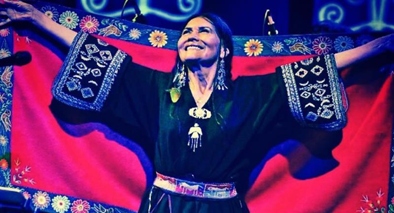 Luzmila Carpio cantará en la Feria del Libro de La Paz 2022