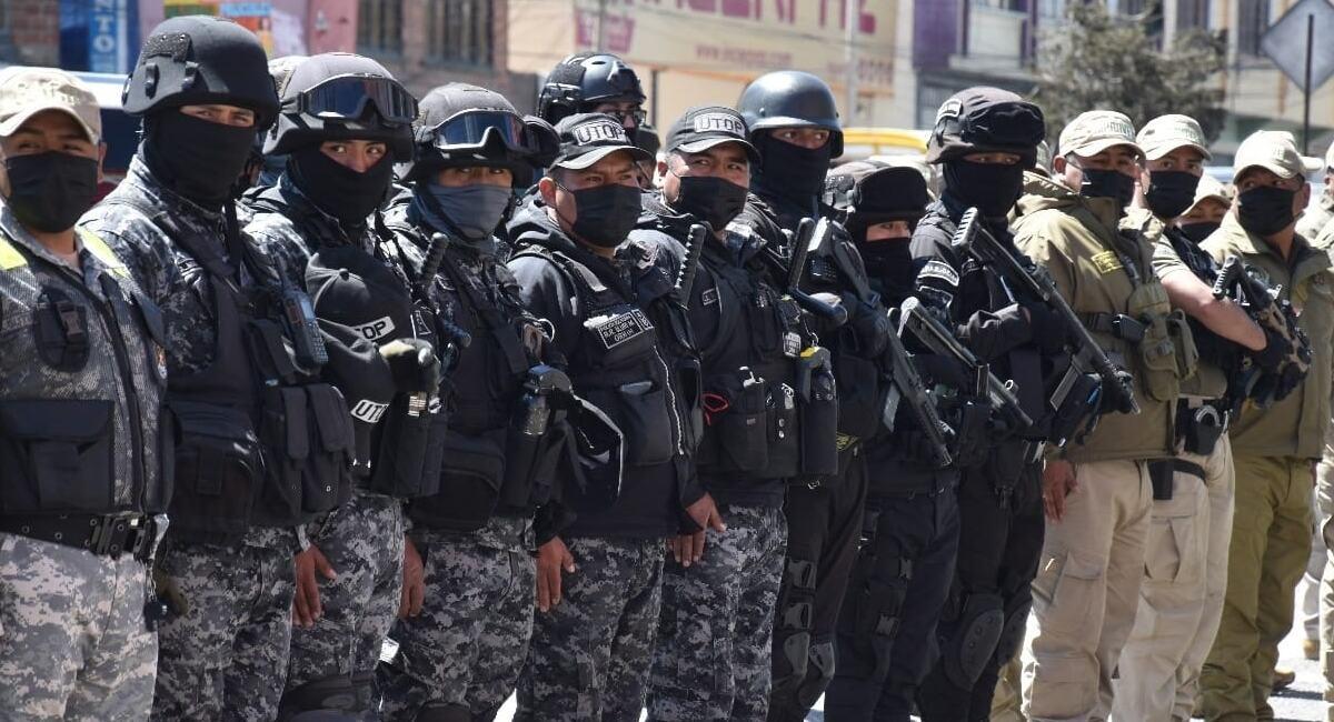 Al menos 20 policías ingresaron a las instalaciones de la ABC. Foto: Facebook Policía Boliviana
