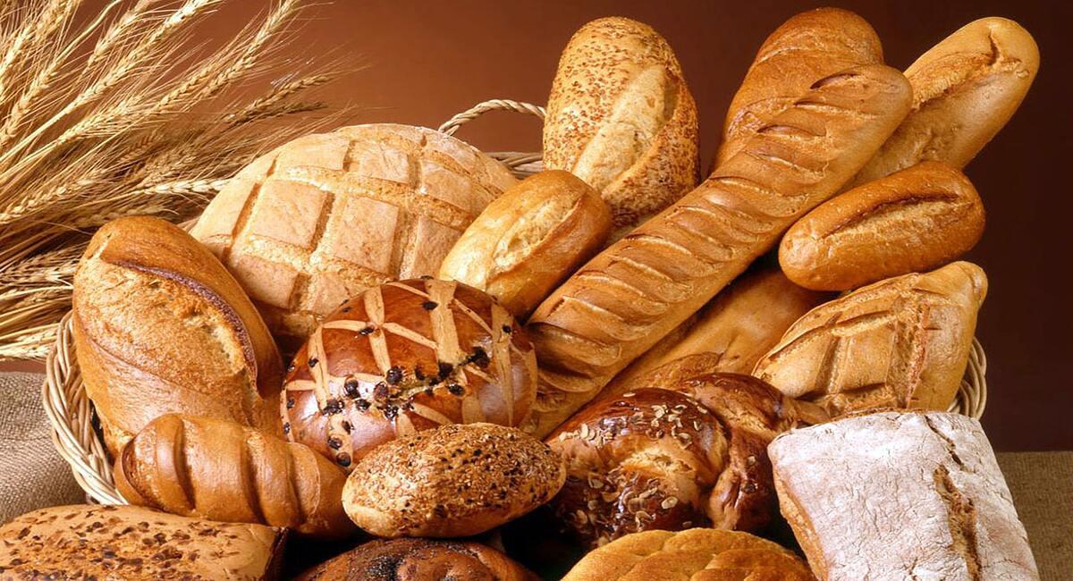 El pan hecho a base de cereales es la mejor opción. Foto: Unsplash