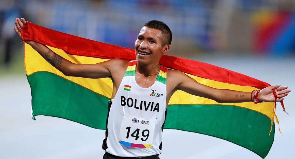 Bolivian athlete, David Ninavia, can represent the United States or Puerto Rico
