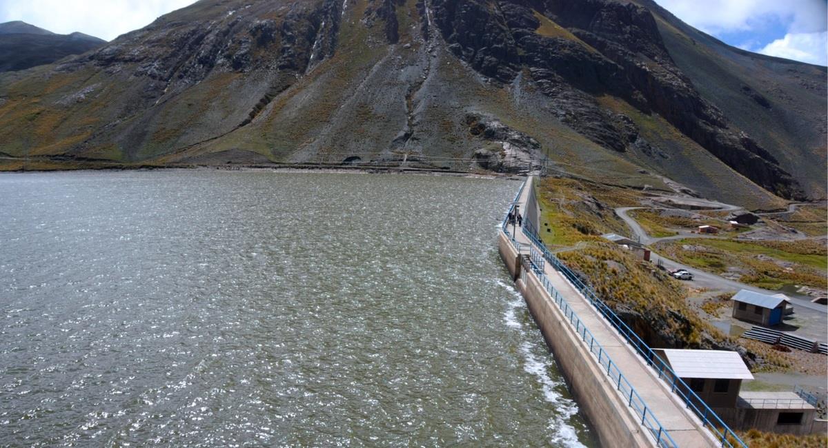 Según las autoridades las represas cuentan con menos del 50% de reserva. Foto: Facebook Epsas