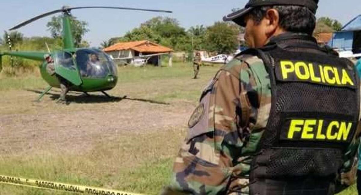 Uno de los policías resultó herido después de la emboscada en San Ignacio de Velasco. Foto: Unitel
