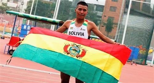 El atleta boliviano, David Ninavia, recibió una beca para seguir con su carrera en Estados Unidos