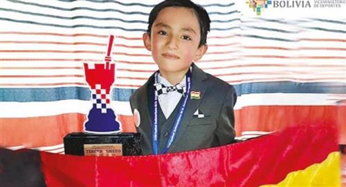 El ajedrecista boliviano Jhohan Rodríguez tiene 7 años y cuatro medallas internacionales