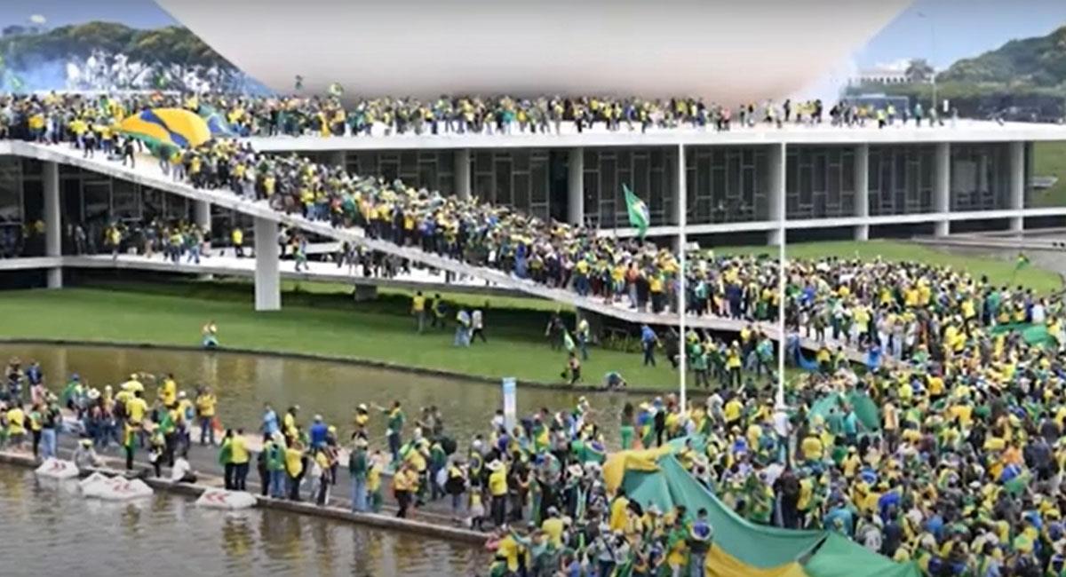 Brasilia fue invadida por seguidores de Jair Bolsonaro que reclaman la salida de Luiz Inácio Lula da Silva. Foto: Youtube