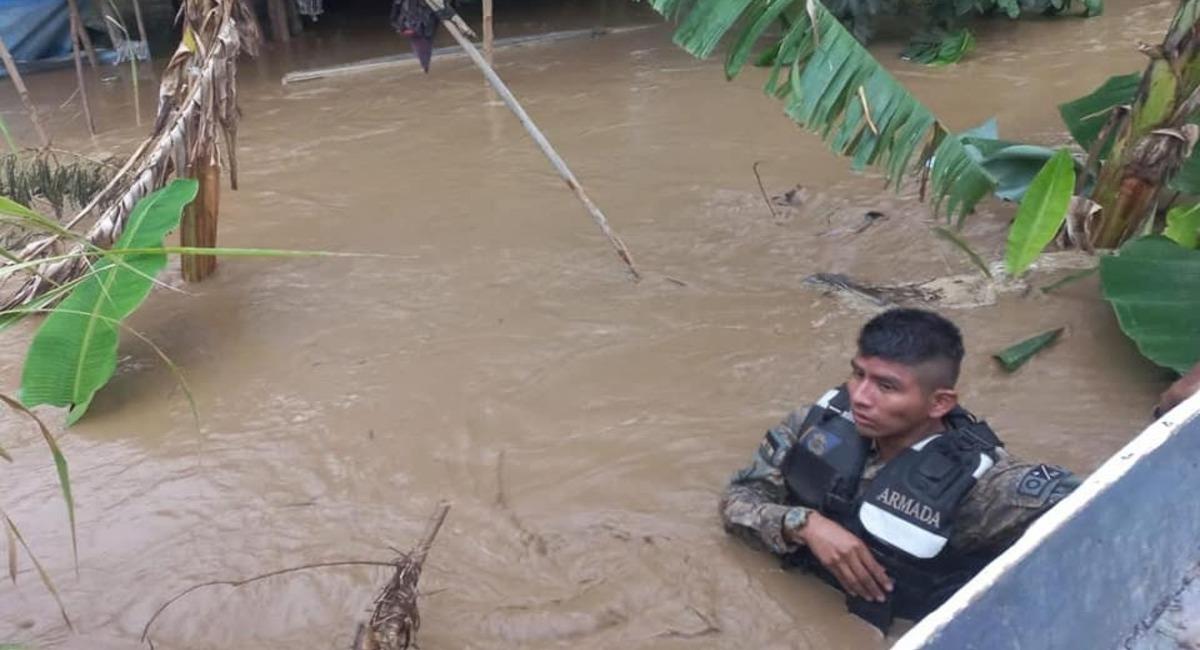 Los desbordes se producen por el incremento de lluvias en Santa Cruz, Beni y La Paz. Foto: Facebook Ministerio de Defensa
