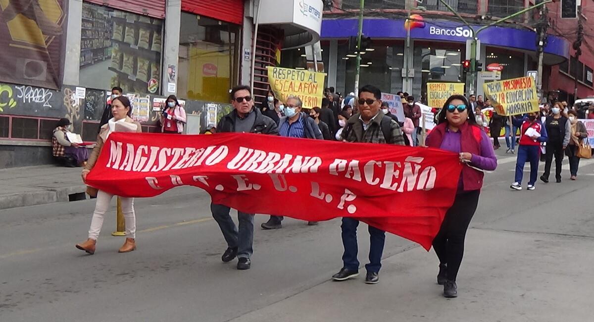 La marcha de los maestros también pedirá más ítems para los educadores. Foto: Facebook Magisterio Urbano de La Paz