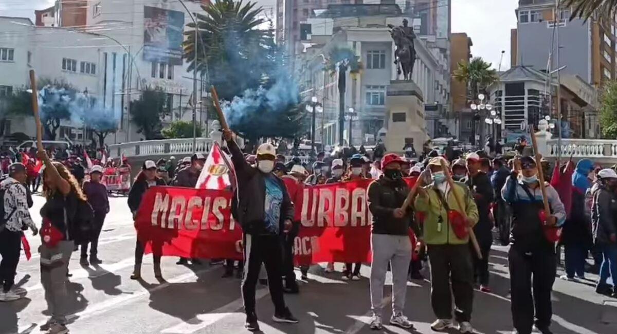 Los maestros se volcaron a las calles y acataron el paro de 24 horas en rechazo de la propuesta del Gobierno. Foto: Facebook Magisterio Urbano de La Paz
